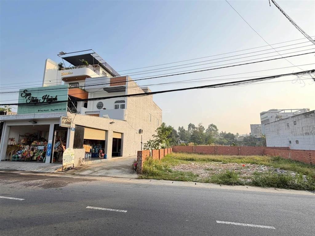 Kẹt tiền bán gấp đất mặt tiền đường nhựa lọt lòng 3 kcn lớn giá cực rẻ thuộc minh hưng, chơn thành