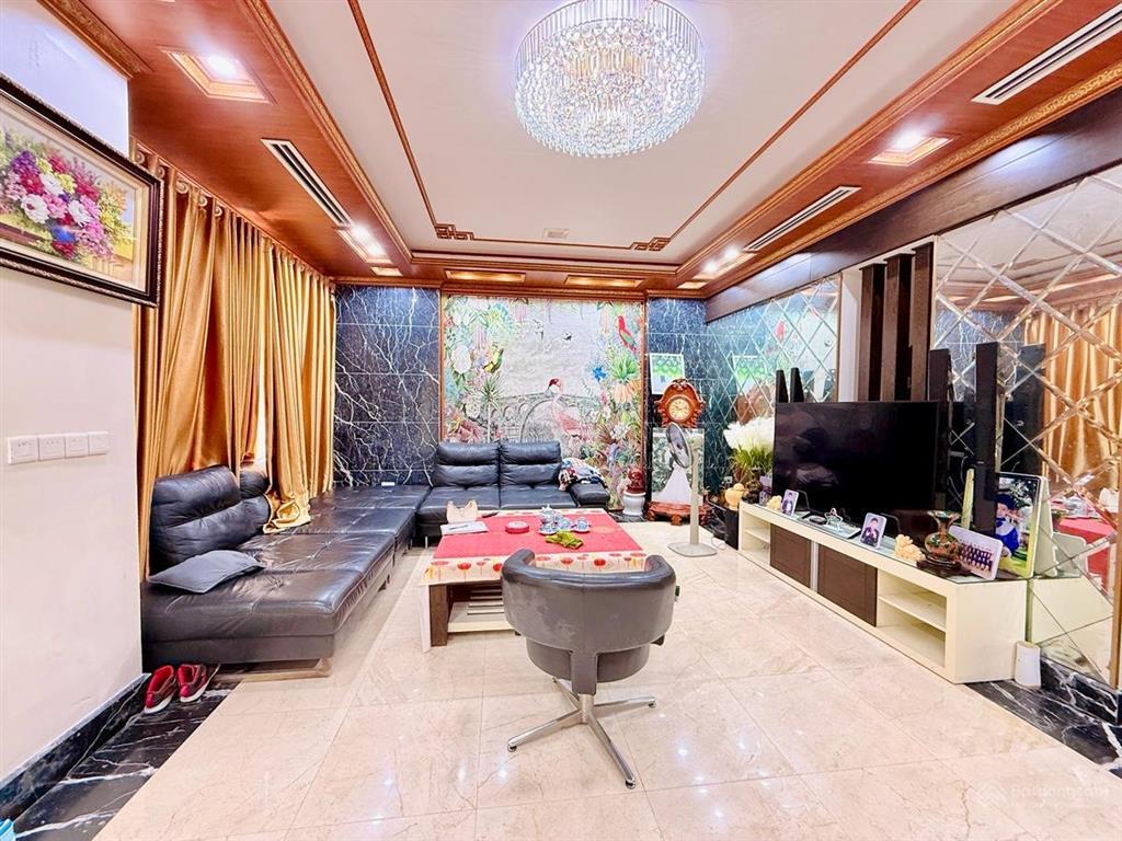 Biệt thự linh đàm, vỉa hè, view công viên, ô tô tránh, kinh doanh, 200m x 4 tầng, giá 45 tỷ
