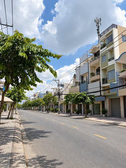 4 ĐỒNG NHỈNH – NGUYỄN ẢNH THỦ, Q12 – HXH – FULL NỘI THẤT