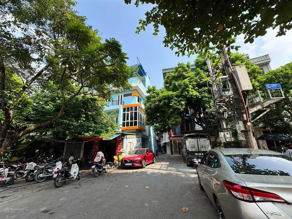 Gia thụy nguyễn văn cừ chủ ngộp bank 45m 5tầng đang cho thuê 20tr bán hơn 6 tỷ k quy hoạch.