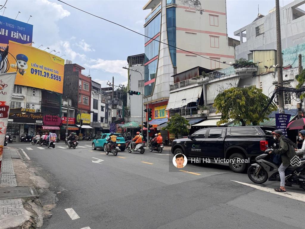 Bán nhà đường trường chinh, p12, tân bình sát bên mt xuân diệu, tt triển lãm dt4m x11m x 4 tầng