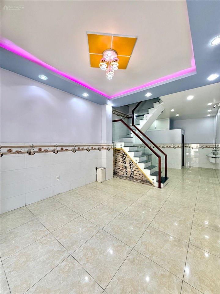 Tân bình phạm văn hai, hạ còn 7.2 tỷ tl. dt 44 m2 (4x11.5), hẻm xe hơi 6m. vài bước ra mặt tiền