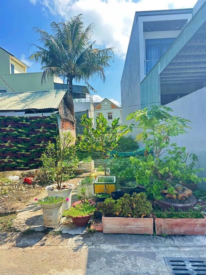 Chính chủ bán đất 130,2m² hẻm 18 Hồ Trung Thành, gần Âu Cơ