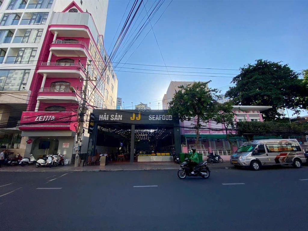 Bán đất mặt tiền đường nguyễn thiện thuật khu phố tây, đang có dòng tiền thuê 200tr/tháng