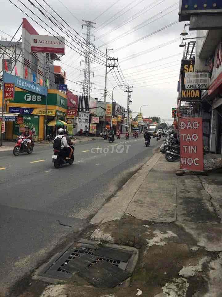 Đất có kho mặt tiền Nguyễn Ảnh Thủ