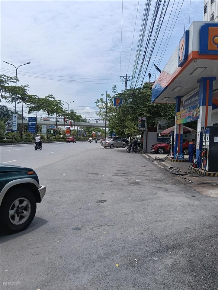 Bán đất tu hoàng xuân phương lô góc ô tô qua đất dt 198m2, mt 35m giá 90 tr/m2 chính chủ