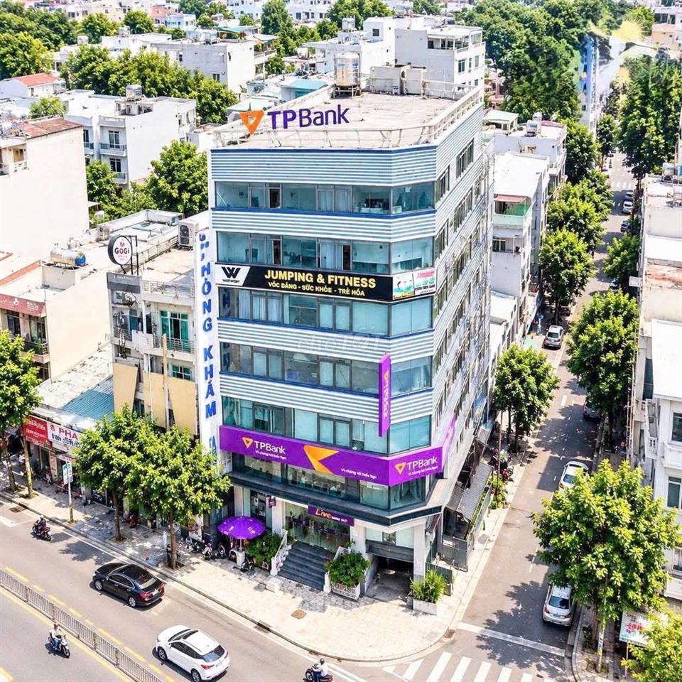 Tòa nhà góc 2 mặt tiền Lê Văn Quới