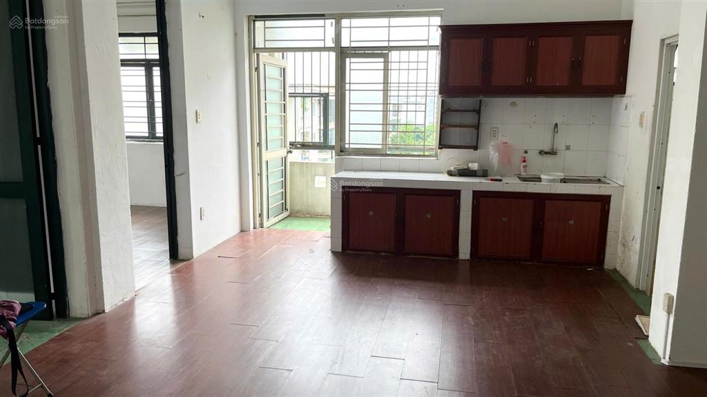 Bán chung cư k26 dương quảng hàm giá cực tốt 2,5 tỷ/83m2