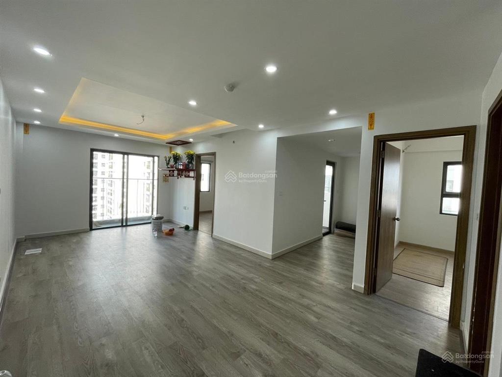 Chủ nhà gửi bán căn hộ 70m, 2n2vs căn góc, 2 thoáng giá chỉ 3,9 tỷ tại hope lb