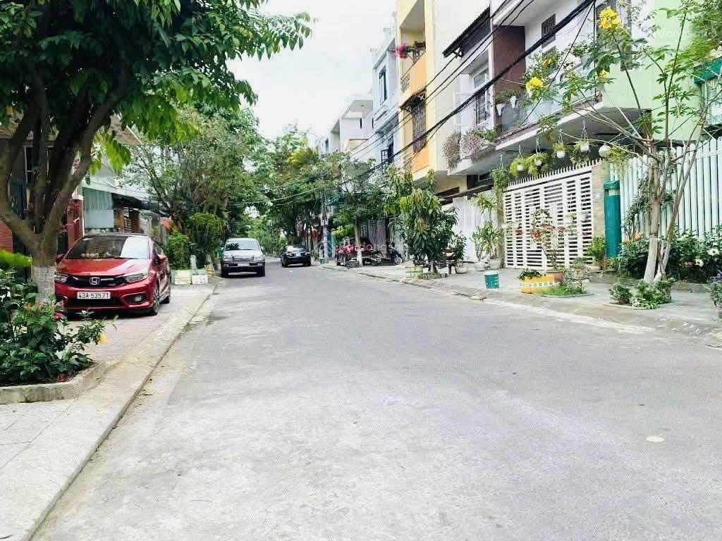 Rẻ nhất khu vực, lô đất 100m mặt tiền đường 7,5m lề 4m gần ngay đại học duy tân q.liên chiểu đn