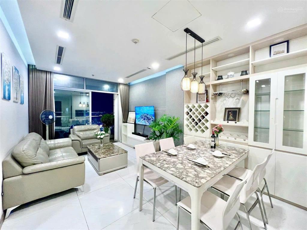 Kẹt tài chính bán gấp căn hộ garden gate, phú nhuận (novaland), dt 70m² (2pn 2wc), sổ hồng riêng