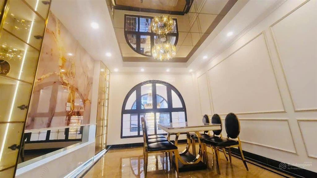 Láng hạ 59m², phân lô ô tô đỗ cửa, gara riêng, 6 tầng thang máy, 2 thoáng, full nt, ở/kinh doanh vp
