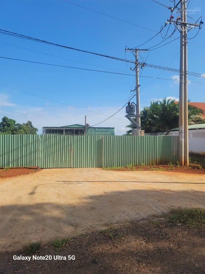 Bán xưởng 2mt đg hắc dịch tóc tiên,đã có xưởng + văn phòng,trạm điện 320kw dt2600m2 giá 10.5ty