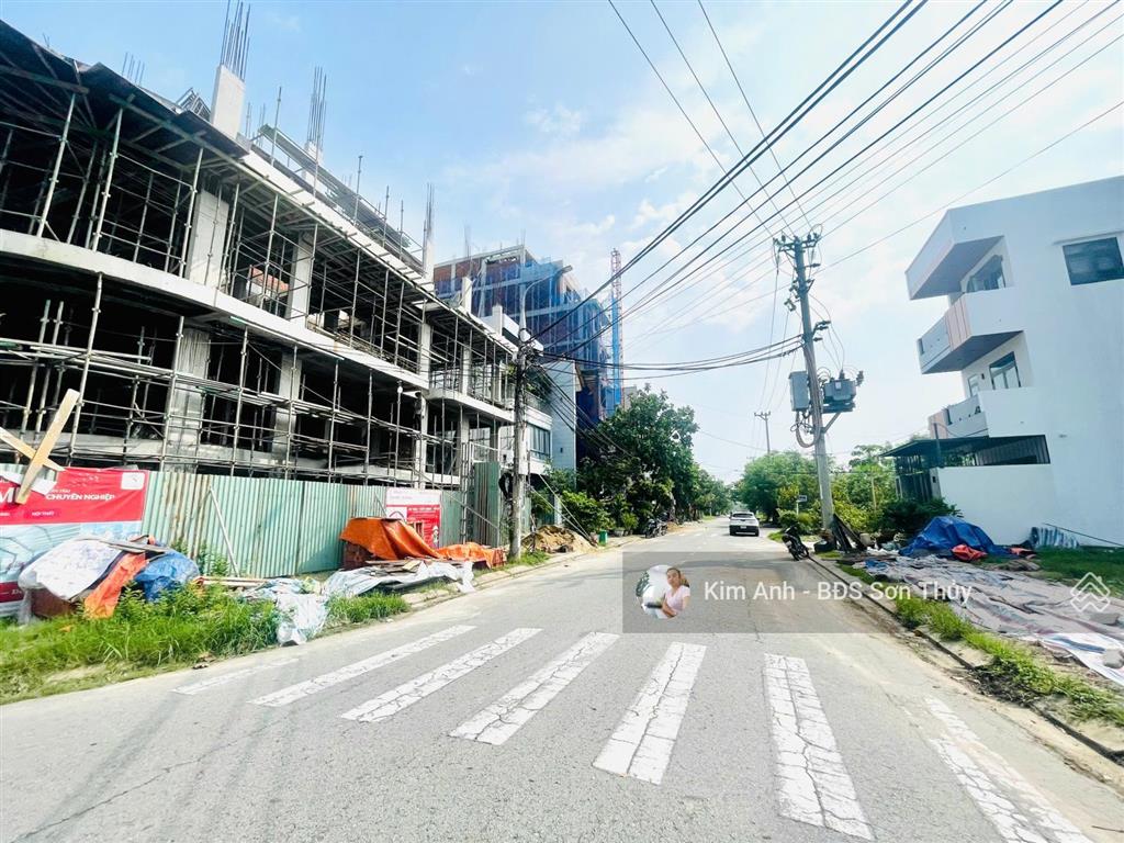 Cần bán cặp đường nguyễn xiển 195m2 giá chỉ 16 tỷ trục thông gần biển