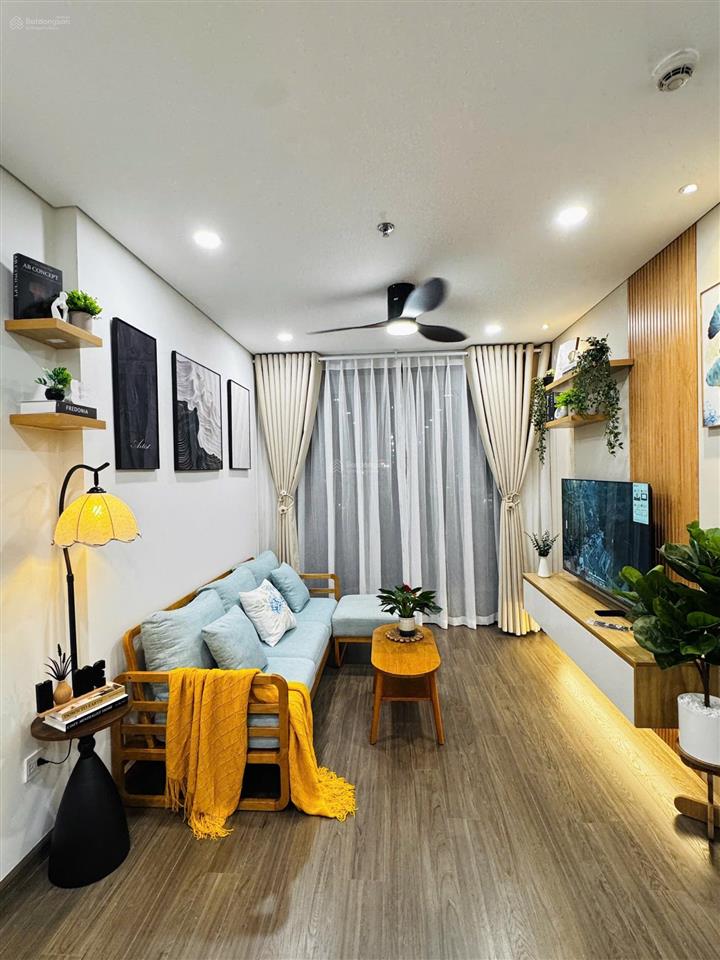 Chính chủ cần bán nhanh căn 2pn tại fpt plaza 2 full nội thất đầy đủ