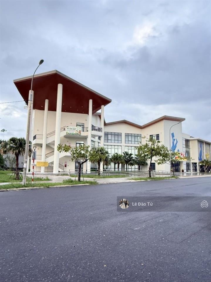 Giảm 100tr đất view hồ đường 7,5m 100m 4,7 tỷ
