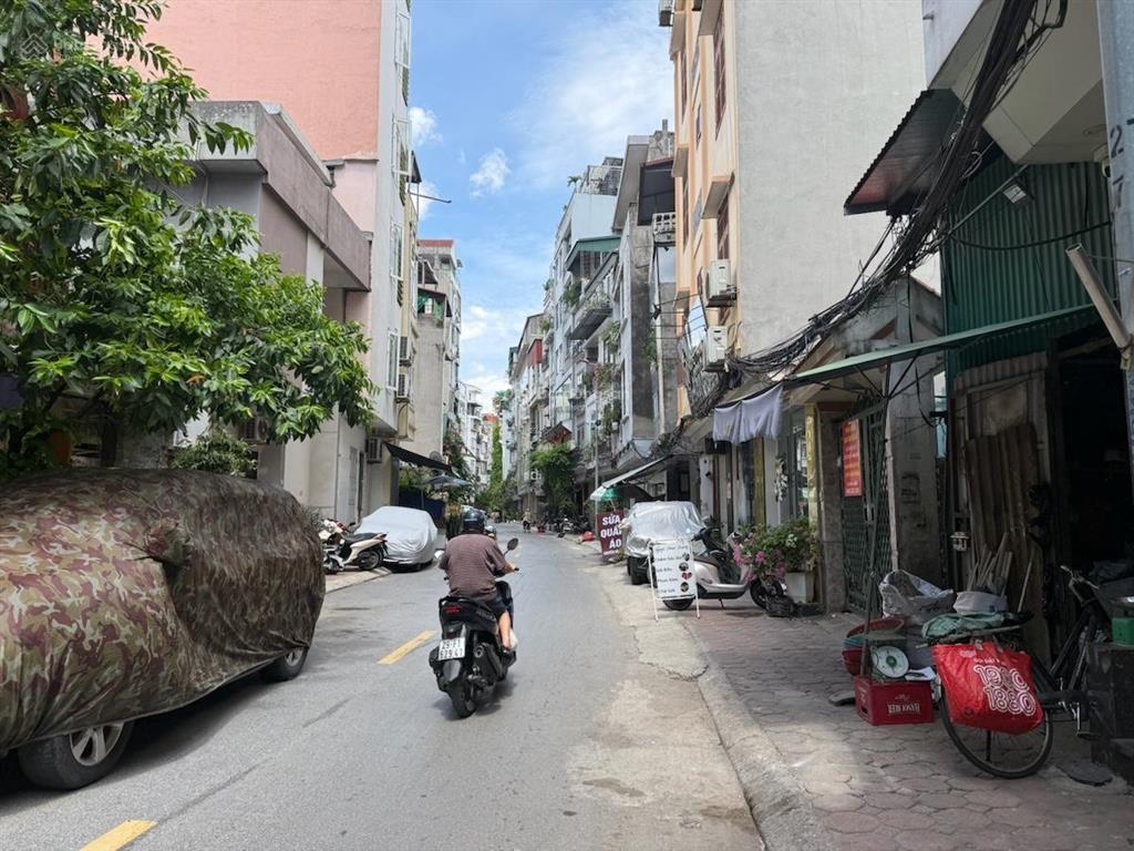 Mảnh đất mặt phố đồng cổ gần sun 67 thụy khuê dt 46m2 mt 4.5m 1 mặt phố, 1 mặt ngõ sổ đẹp