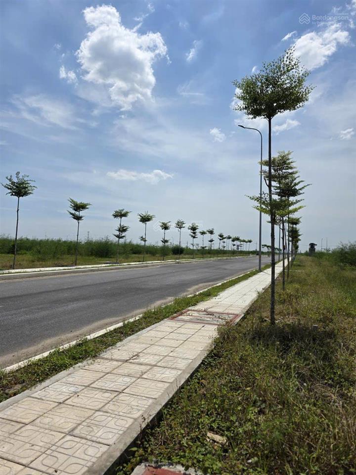 Bán đất công nghiệp trong cụm công nghiệp kim bài. diện tích đất 5600 m2.
