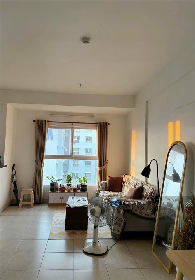 Bán căn hộ 50m2 ehome 3, view công viên, nhà mới đẹp, có sổ hồng sẵn