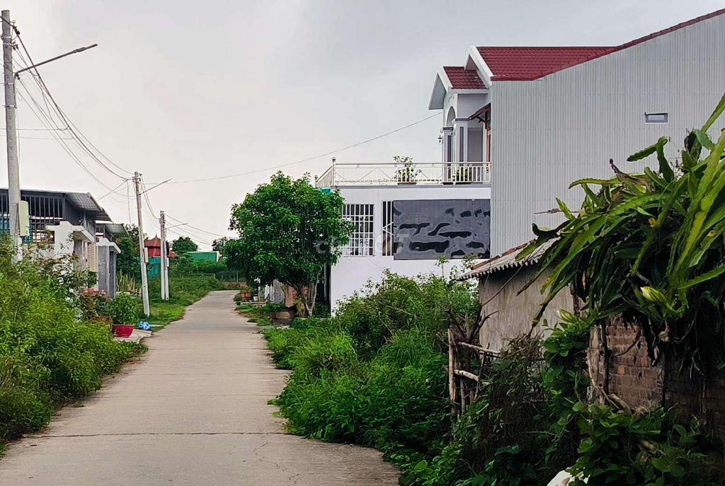 CHÍNH CHỦ BÁN ĐẤT THÔN 9 DẮK CẤM 5*48, TC100, CHỈ 6XX