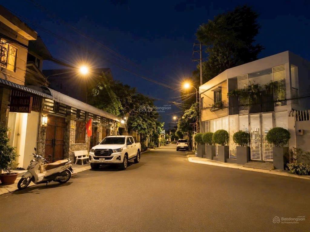 Giá tốt hẻm xe hơi thông nhà 3 tầng 150m2 ngang 7.5m gần chợ tam hà