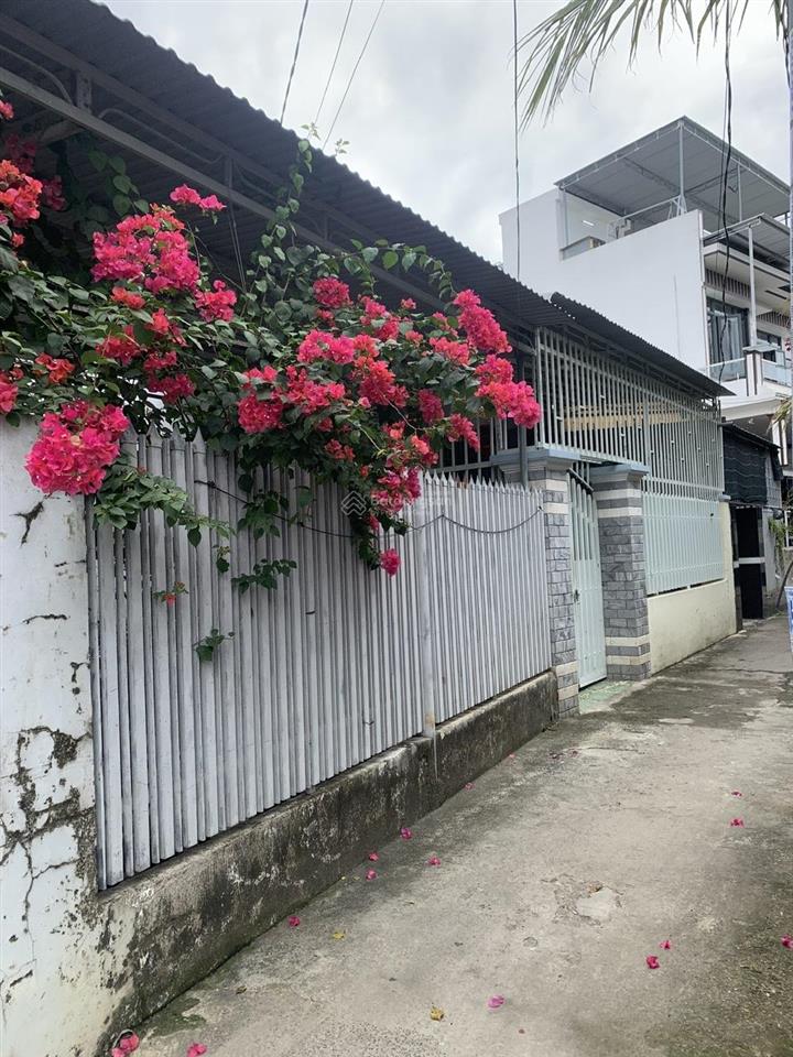 Bán lô đất diên toàn, gần chợ chiều, 1 tỷ 750