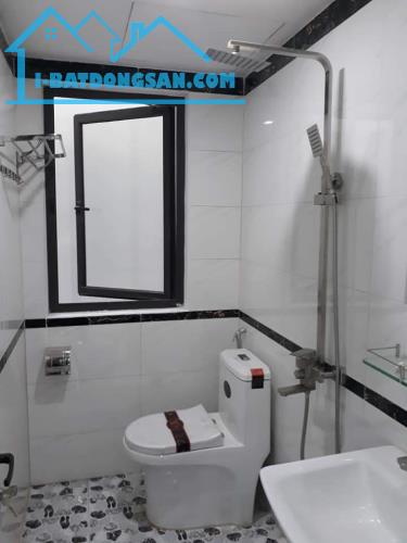 NHÀ VÂN CANH,MẶT TIỀN RỘNG,Ô TÔ 4 CHỖ VÀO NHÀ,KINH DOANH,5 TẦNG 40M2, GIÁ 6.05 TỶ