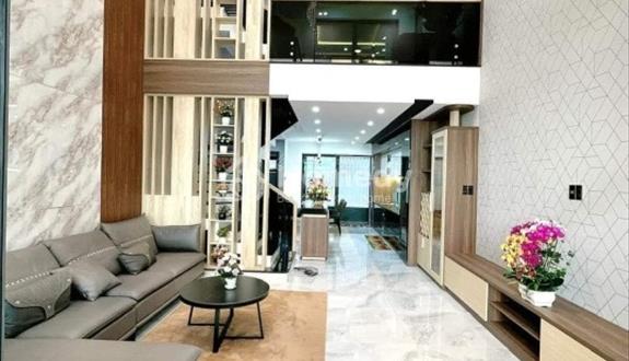 Qua Úc sinh sống bán nhà 50m2,1 trệt 2 lầu,SHR,1 tỷ 980 triệu,bùi minh trực,p5,q8,Hùng 0792322***