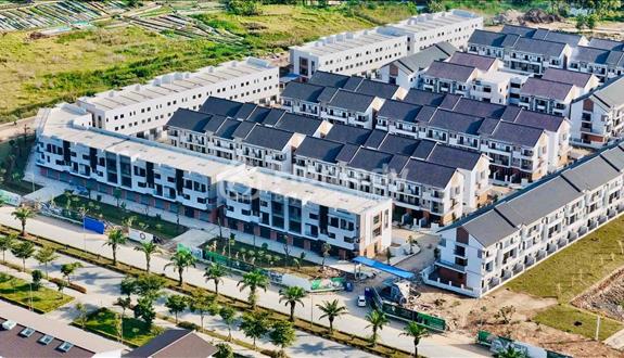 Bán căn Shophouse SH-07 Hướng Bắc. Đường rộng 56m The Greenery Hải Phòng. Giá 8,468 tỷ. Bao thuế