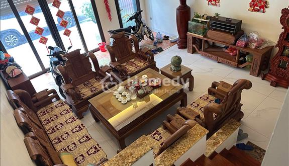 Bán nhà 4 tầng Hud Trầu Cau, phường Võ Cường, Bắc Ninh mới hoàn thiện siêu đẹp có thang máy