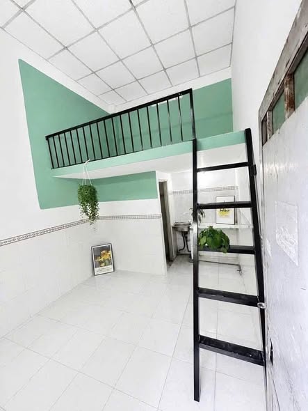 Gần Ngã 6 An Phú