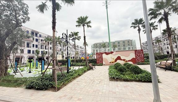 Vinhomes Cổ Loa Ánh Dương 80m2 gần Vincom giá tốt hướng đẹp chủ nhà cần bán gấp trong tháng 4 - 5