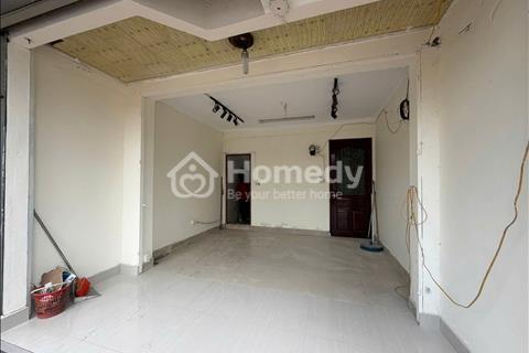 Tôi bán gấp nhà 3lau,MT Phạm Hùng,Q8,5.5x17m,đẹp,cho thuê ngay,17ty