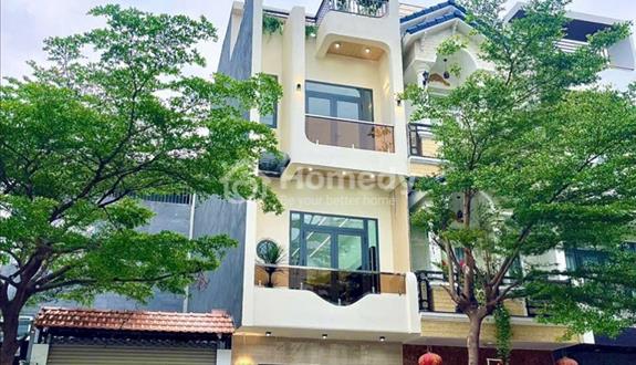 Nhà đẹp ngay chợ đêm Hoà Lân đối diện trường học