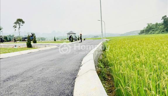 Lô đất full thổ cư chỉ hơn 300tr - ngay trung tâm ngã ba hàng đồi