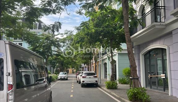 Cần bán căn liền kề 75m2. Giá 8,3 tỷ