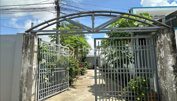 Siêu Phẩm ! Nhà vườn 212m2 - Sổ hồng riêng cần bán ở ngay Tân Thông Hội,Giá tốt 1 tỉ 210tr