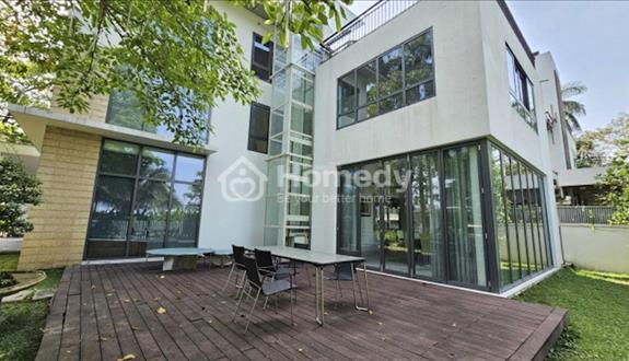 Bán biệt thự căn góc Villa Riviera An Phú, DT 277m², hướng Đông Nam, giá 135 tỷ