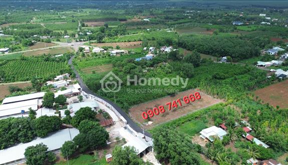 Ngộp bán gấp lô đất sào đẹp nga ngã 6 cây me đá bạc