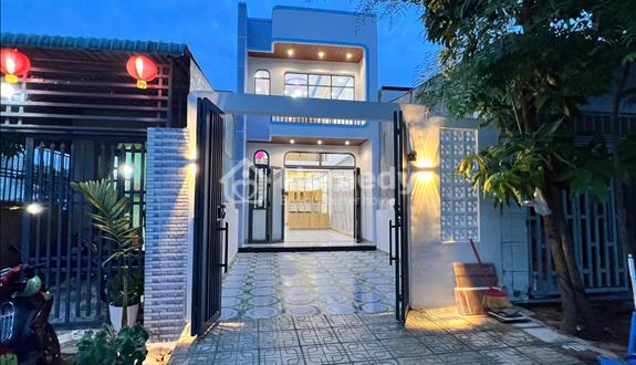 1139 sở hữu nhà 1 trệt 1 lầu tại Bến Cát - Bình Dương