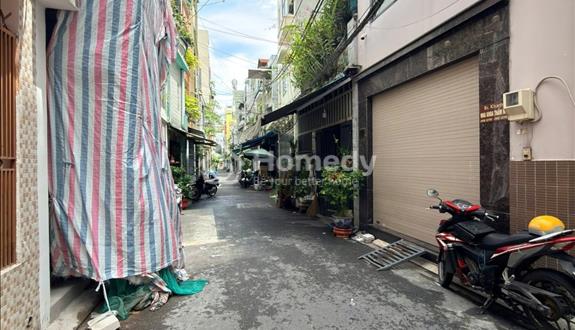 Bán đất tặng nhà - 28.1m2 Cô Bắc, P1 - Cách hẻm ô tô 1 căn - Tiện xây mới
