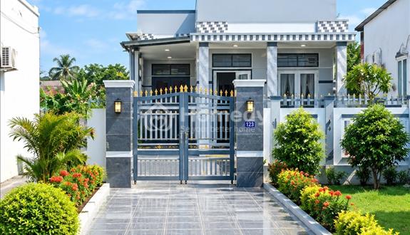 Bán đất tặng nhà mới đẹp mặt tiền DT871B, 350m², gần ql50, giá gấp chỉ 2,9 tỷ , sổ hồng