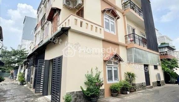 💥 Nhà 3 tầng căn góc trung tâm Trường Thọ phường Thủ Đức – 5 phòng ngủ, ô tô đậu trước nhà