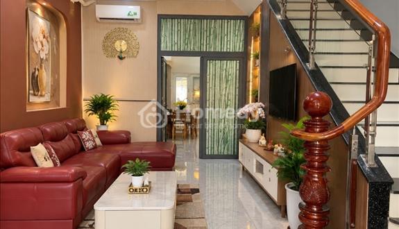 Bán nhà MTKD đường GS sát bên Go Dĩ An 81m2 5 tầng 6 phòng ngủ chỉ 10,9 tỷ còn thương lượng
