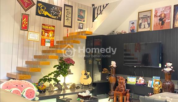 Lướt qua là mất cơ hội. Nhà 3 tầng kiệt oto nguyễn chánh liên chiểu đà nangwx mà giá chỉ nhỉnh 4 tỷ
