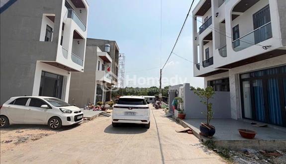 Bán Gấp đất KDC nhà liền kề sát vách BV Hoàn Mỹ & UBND P.Chánh Hiếp