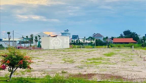 Kẹt tiền bán gấp 1137m2, đất thổ cư, dân cư đông, kế bên khu công nghiệp Becamex Chơn Thành