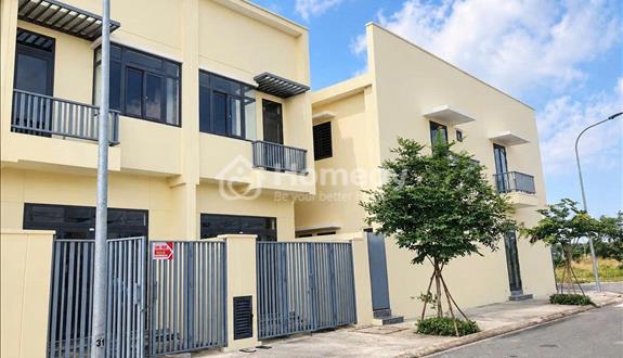cần bán gấp Nhà phố 1 trệt 1 lầu, khu vực Trảng Bàng – Gò Dầu, Tây Ninh.