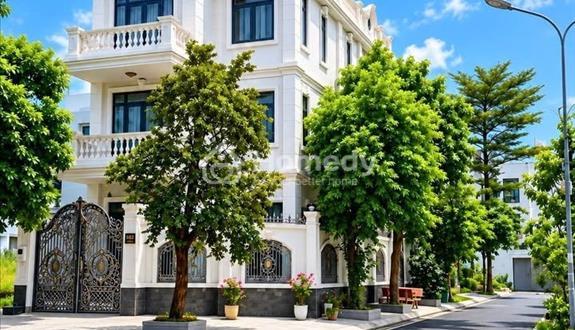 Căn nhà cực đẹp 1 trệt 2 lầu góc 2 mặt tiền Đường 20m Bưng Ông Thoàn