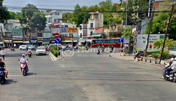 Bán đất trung tâm Nha Trang, đường ô tô, chỉ 3 tỷ 690
